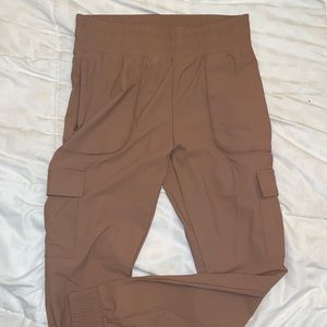 Balance athletica swift joggers NWOT